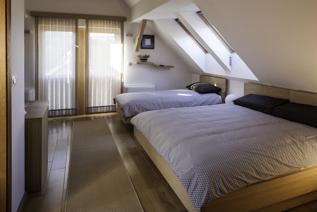 Guest House Kalska Domacija Semic Oda fotoğraf